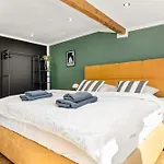 Apartment Tucan - Rooftop Terrace With View, Bbq, Ps4+stream Marburg