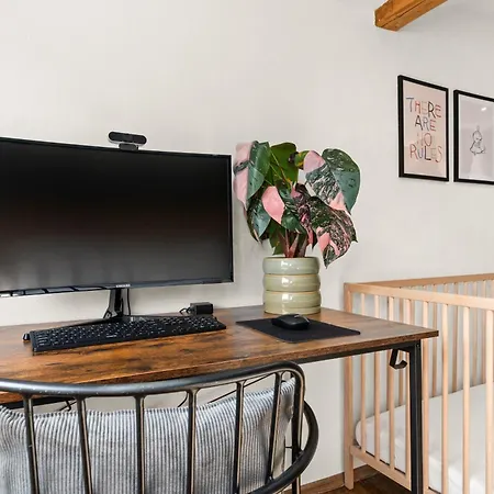 Tucan - Rooftop Terrace With View, Bbq, Ps4+stream Apartman Marburg